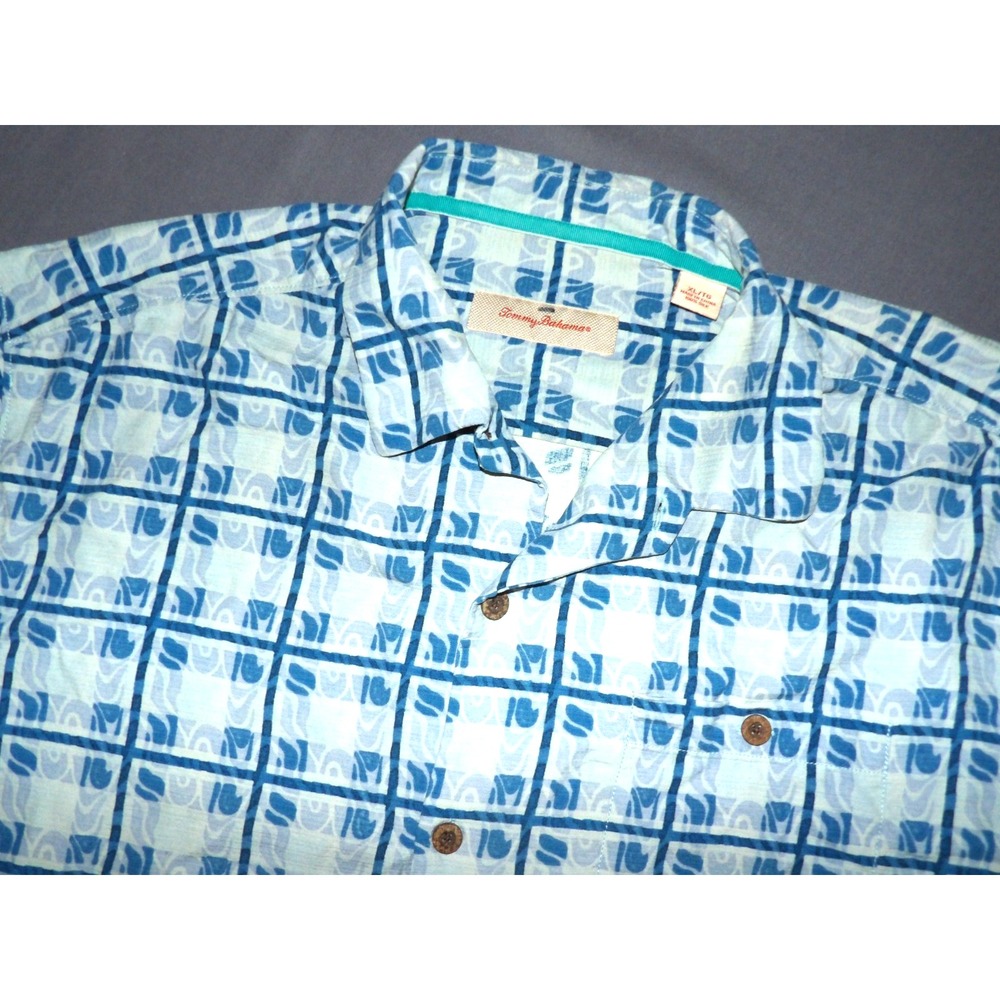 Tommy Bahama 100% Silk Short Sleeved Button Up Floral Hawaiian Shirt Men's XL
